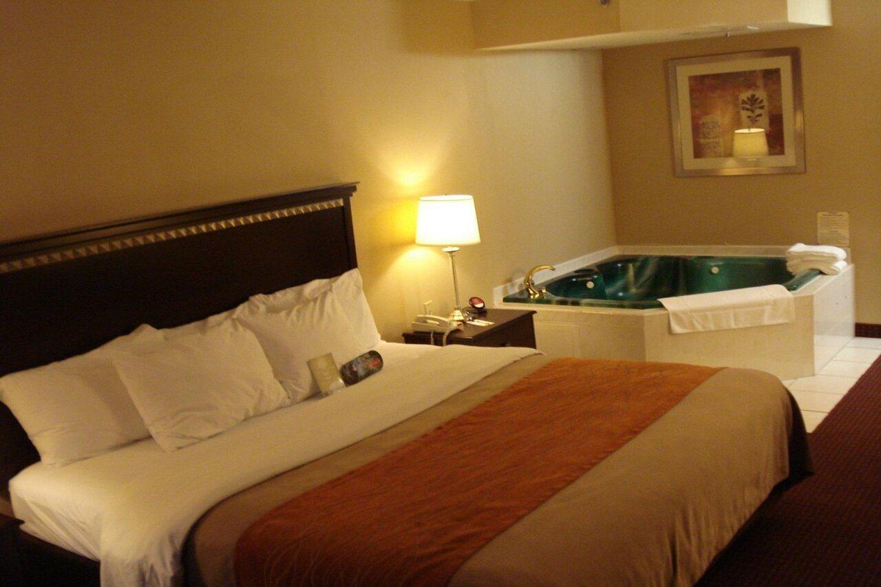 Wingate By Wyndham Clearfield Hotel Ngoại thất bức ảnh